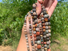 Charger l'image dans la galerie, Perles en jaspe polychrome, forme diamant entre 6 et 10mm