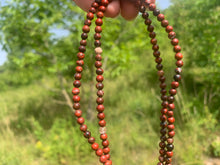 Charger l'image dans la galerie, Perles en jaspe bréchique entre 4 et 12mm