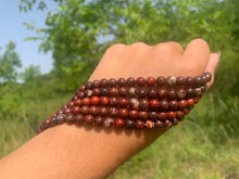 Charger l'image dans la galerie, Perles en jaspe bréchique entre 4 et 12mm