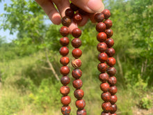 Charger l'image dans la galerie, Perles en jaspe bréchique entre 4 et 12mm