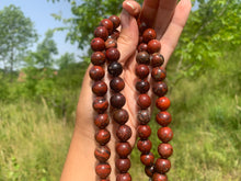 Charger l'image dans la galerie, Perles en jaspe bréchique entre 4 et 12mm