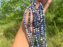Charger l'image dans la galerie, Perles en sodalite entre 2 et 12mm SU