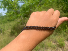 Charger l'image dans la galerie, Perles en tourmaline noire facettées entre 2 et 6mm