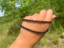 Charger l'image dans la galerie, Perles en tourmaline noire facettées entre 2 et 6mm
