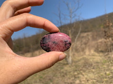 Charger l'image dans la galerie, VENDU Rhodonite 3