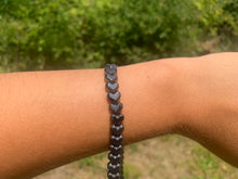 Charger l'image dans la galerie, Perles en hématite, forme coeur lisse