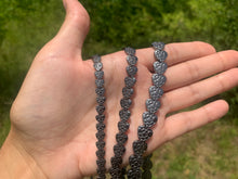 Charger l'image dans la galerie, Perles en hématite, forme coeur