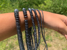 Charger l'image dans la galerie, Perles en hématite, forme en disque facetté entre 2 et 12mm