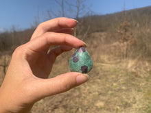 Charger l'image dans la galerie, Rubis fuchsite 1