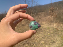 Charger l'image dans la galerie, Rubis fuchsite 1