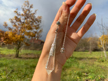 Charger l'image dans la galerie, Pendule en cristal de roche