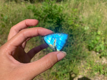 Charger l'image dans la galerie, VENDU Labradorite 68