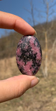 Charger l'image dans la galerie, VENDU Rhodonite 2