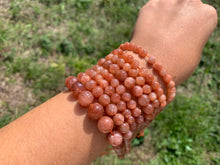 Charger l'image dans la galerie, Perles en pierre de soleil entre 6 et 10mm