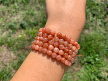 Charger l'image dans la galerie, Perles en pierre de soleil entre 6 et 10mm