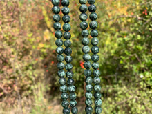 Charger l'image dans la galerie, Perles en séraphinite entre 6 et 10mm