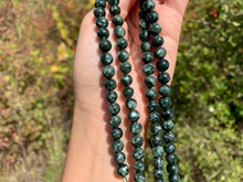 Charger l'image dans la galerie, Perles en séraphinite entre 6 et 10mm