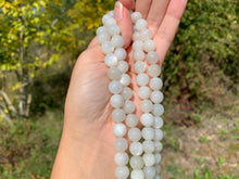 Charger l'image dans la galerie, Perles en pierre de lune blanche entre 4 et 12mm PLBD