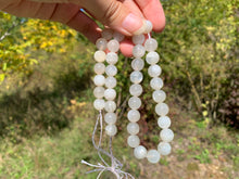 Charger l'image dans la galerie, Perles en pierre de lune blanche entre 6 et 12mm PLBU