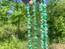 Charger l'image dans la galerie, Perles en chrysoprase, forme chips