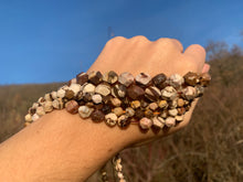 Charger l'image dans la galerie, Perles en jaspe zebré brun, forme diamant entre 6 et 10mm