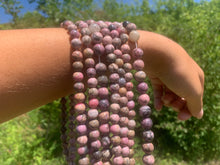 Charger l'image dans la galerie, Perles en rhodonite entre 8 et 10mm