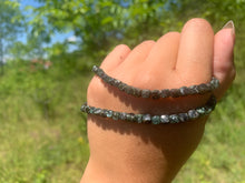 Charger l'image dans la galerie, Perles en séraphinite, forme carré