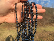 Charger l'image dans la galerie, Perles en hématite, forme diamant entre 3 et 10mm