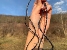 Charger l'image dans la galerie, Perles en hématite, forme diamant entre 3 et 10mm