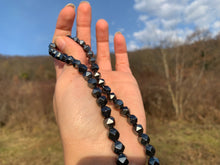 Charger l'image dans la galerie, Perles en hématite, forme diamant entre 3 et 10mm