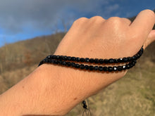 Charger l'image dans la galerie, Perles en tourmaline noire, forme carré