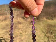 Charger l'image dans la galerie, Perles en améthyste, forme coeur
