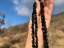 Charger l'image dans la galerie, Perles en oeil de tigre mélangé avec de l'oeil de faucon, forme petit galet