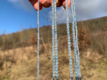 Charger l'image dans la galerie, Perles en aigue-marine facettées entre 2 et 3mm