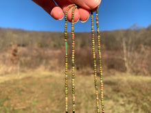 Charger l'image dans la galerie, Perles en unakite facettées entre 2 et 4,5mm