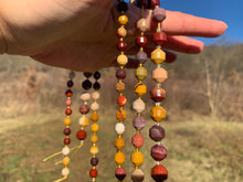 Charger l'image dans la galerie, Perles en jaspe mookaite, forme barrique facettée