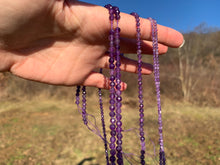 Charger l'image dans la galerie, Perles en améthyste facettées entre 2 et 4mm