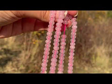 Charger et lire la vidéo dans la visionneuse de la Galerie, Perles en quartz rose, disque bombé