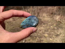 Charger et lire la vidéo dans la visionneuse de la Galerie, VENDU Labradorite 3