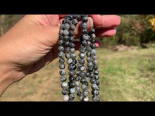 Charger et lire la vidéo dans la visionneuse de la Galerie, Perles en larvikite entre 4 et 12mm