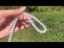 Charger et lire la vidéo dans la visionneuse de la Galerie, Perles en labradorite blanche entre 4 et 10mm LBS