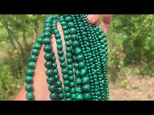 Charger et lire la vidéo dans la visionneuse de la Galerie, Perles en malachite entre 4 et 12mm MD