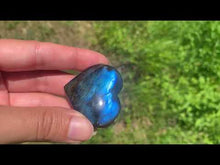 Charger et lire la vidéo dans la visionneuse de la Galerie, VENDU Coeur labradorite 26