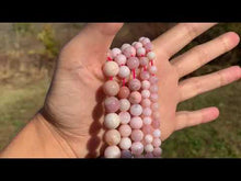 Charger et lire la vidéo dans la visionneuse de la Galerie, Perles en opale commune rose entre 4 et 10mm ORD