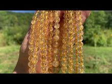 Charger et lire la vidéo dans la visionneuse de la Galerie, Perles à inclusions de rutile entre 6 et 8mm QRT