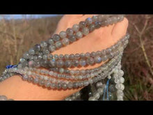 Charger et lire la vidéo dans la visionneuse de la Galerie, Perles en labradorite entre 4 et 12mm LT