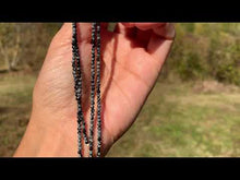 Charger et lire la vidéo dans la visionneuse de la Galerie, Perles en obsidienne flocons entre 2 et 12mm