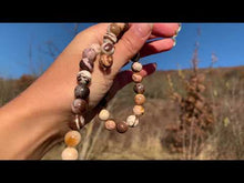 Charger et lire la vidéo dans la visionneuse de la Galerie, Perles en jaspe zebré brun entre 4 et 12mm