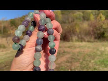 Charger et lire la vidéo dans la visionneuse de la Galerie, Perles en fluorite / fluorite mate entre 6 et 10mm
