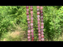 Charger et lire la vidéo dans la visionneuse de la Galerie, Perles en quartz à inclusions de piemontite entre 6 et 12mm QPD